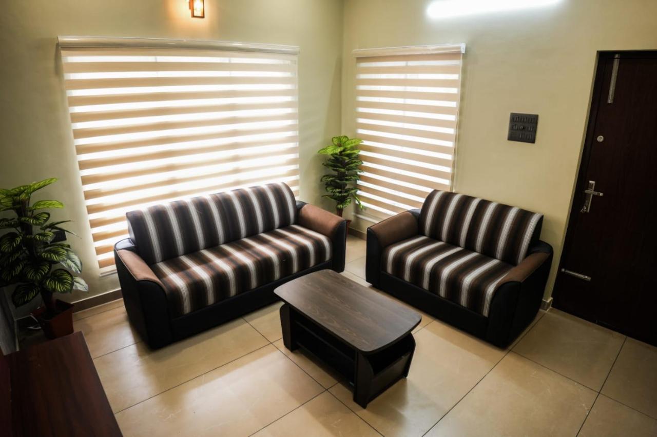Zennova Furnished Apartment Alappuzha Экстерьер фото