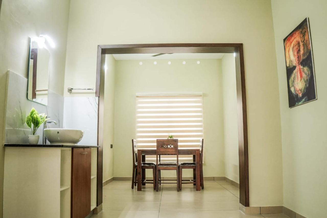 Zennova Furnished Apartment Alappuzha Экстерьер фото