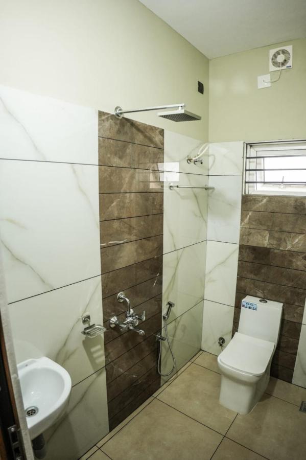 Zennova Furnished Apartment Alappuzha Экстерьер фото